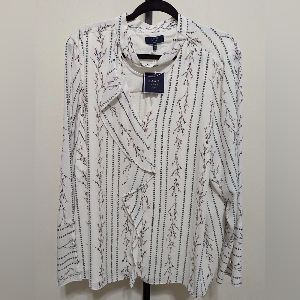 Kaari Blue Women's Plus Tunic Top Blouse Ivory Floral Vines Choker Size 1X EUC